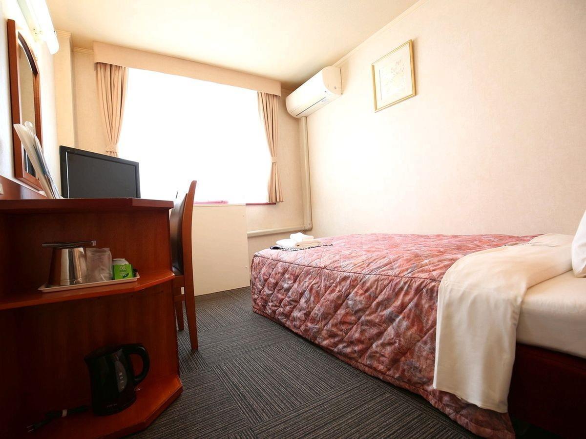 Hotel Himeji Plaza Bagian luar foto